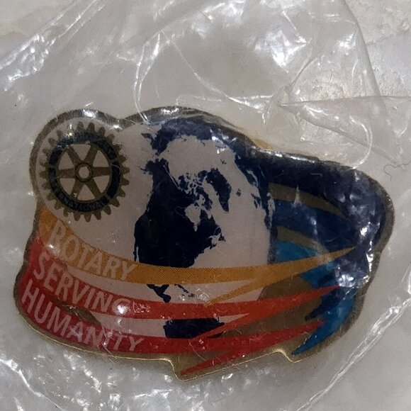 Rotary International Pin with World Map Design - Picture 1 of 3